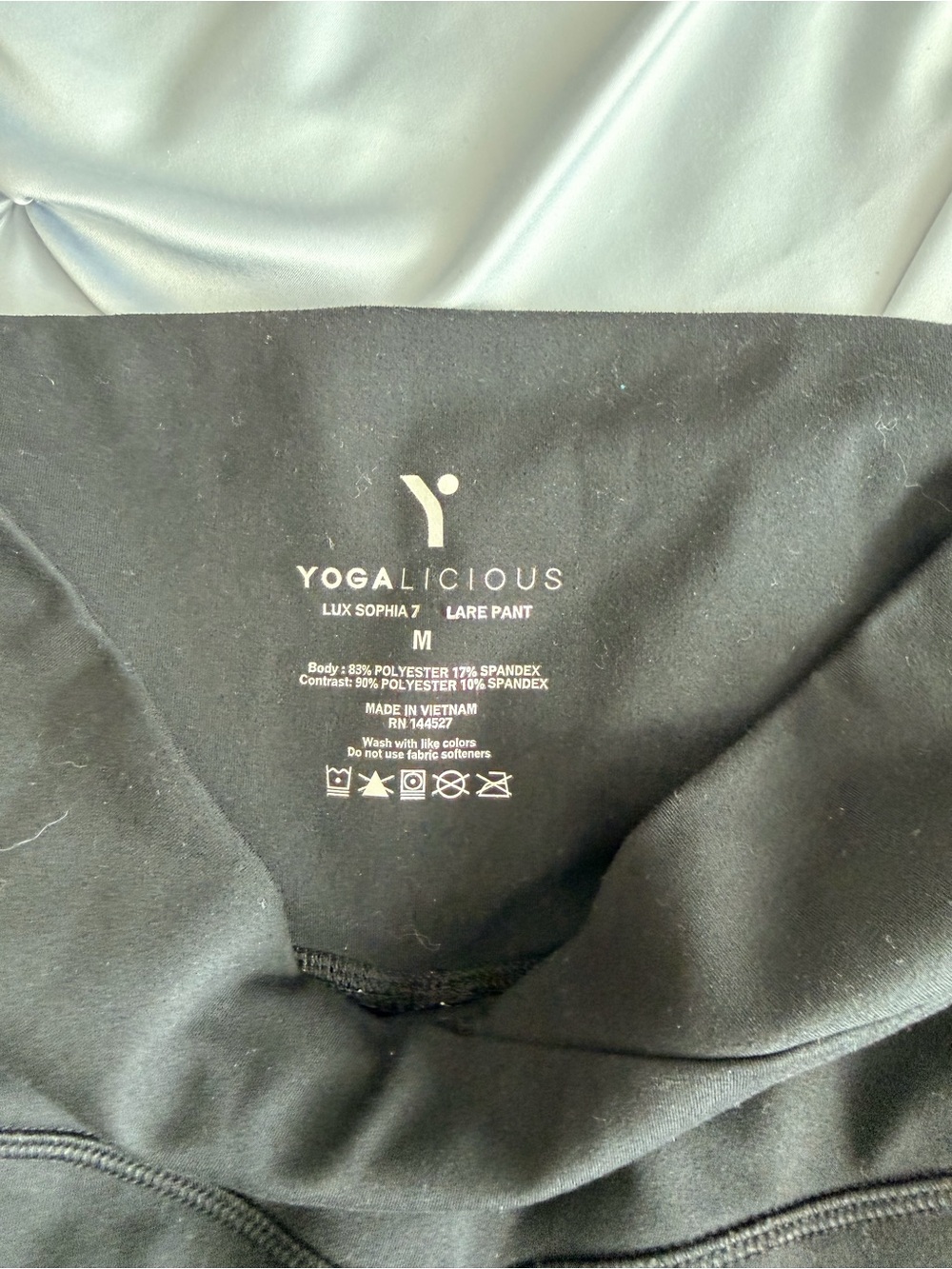 Yogalicious Black High-Rise Leggings with Logo